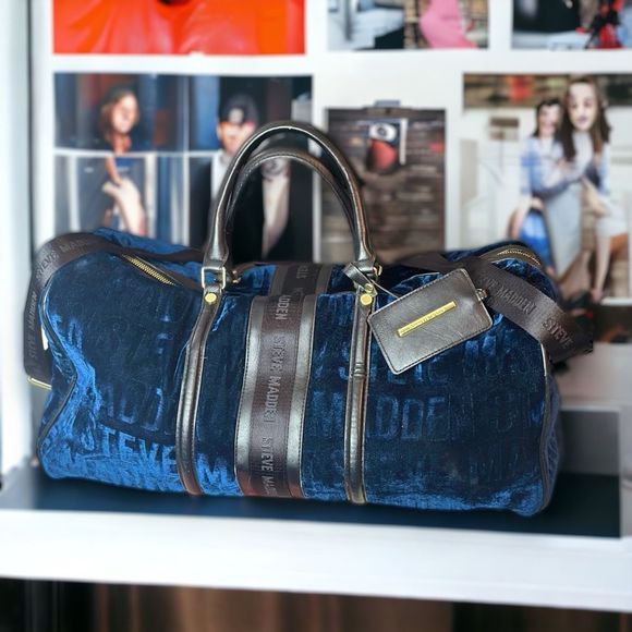 Steve Madden Blue Velvet Travel Bag - Picture 3 of 5